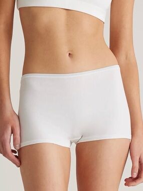 Quince  White Organic Cotton Boy shorts Underwear Size Large NWOT- 3 PAIRS